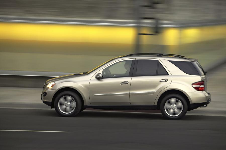  Mercedes-Benz ML-Class 2006 года  (фото 151 из 400)